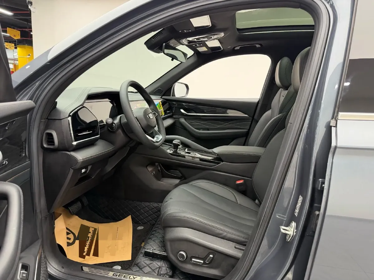 2024 Geely Monjaro 2.0T 218HP L4 7DCT,autocango,china used car exporter,china ev exporter,chinese used car exporter,chinese used ev exporter