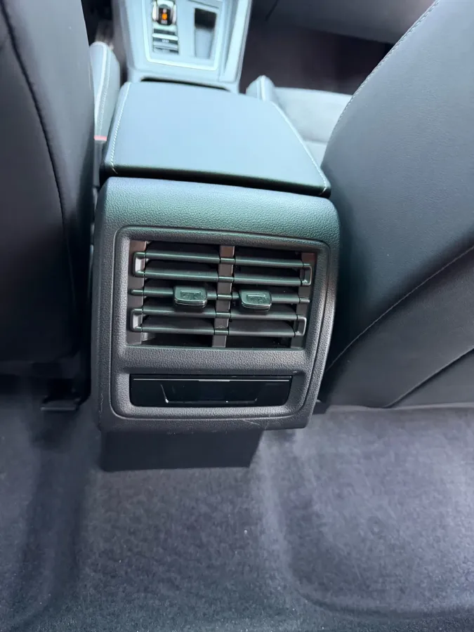 2021 Volkswagen Golf 1.4T 150HP L4 7DCT,autocango,china used car exporter,china ev exporter,chinese used car exporter,chinese used ev exporter