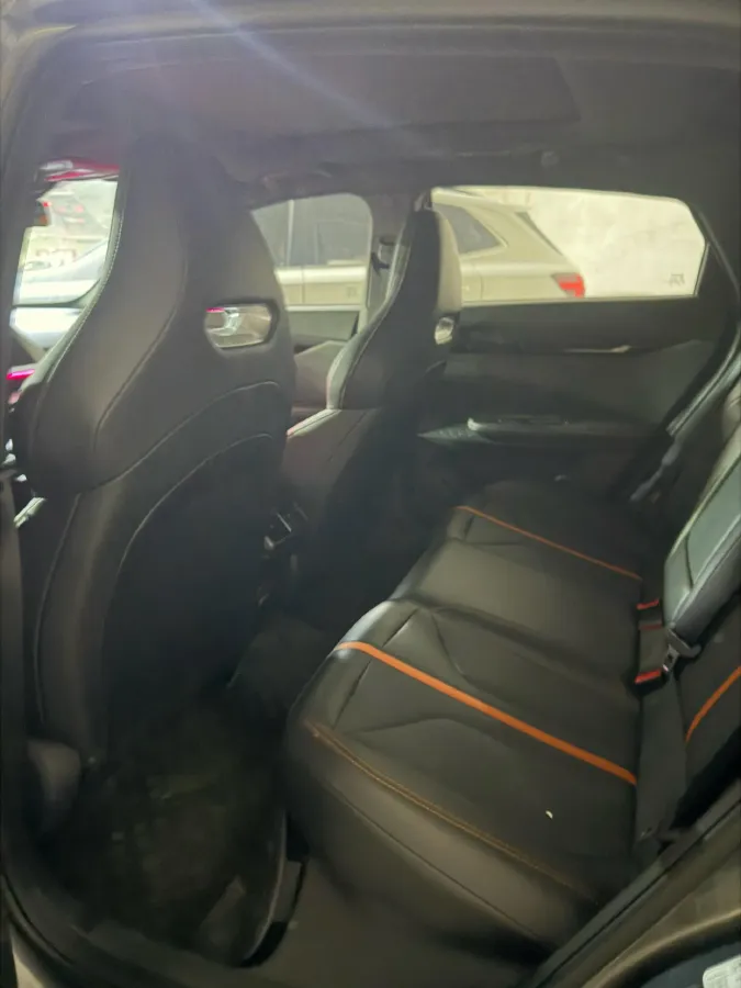 2024 ChangAn UNI-V 1.5T 188HP L4 7DCT,autocango,china used car exporter,china ev exporter,chinese used car exporter,chinese used ev exporter