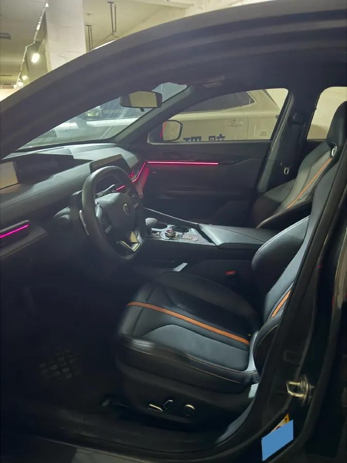 2024 ChangAn UNI-V 1.5T 188HP L4 7DCT,autocango,china used car exporter,china ev exporter,chinese used car exporter,chinese used ev exporter