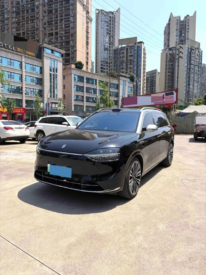 2025 AITO AITO M9 REEV 160HP REEV 52KWH,autocango,china used car exporter,china ev exporter,chinese used car exporter,chinese used ev exporter