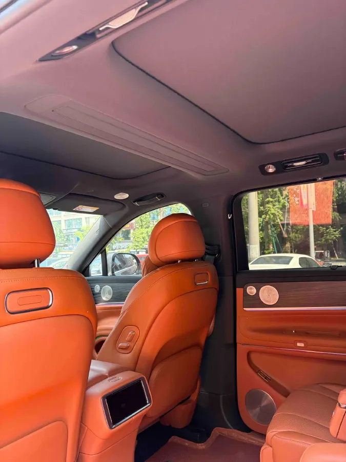 2025 AITO AITO M9 REEV 160HP REEV 52KWH,autocango,china used car exporter,china ev exporter,chinese used car exporter,chinese used ev exporter