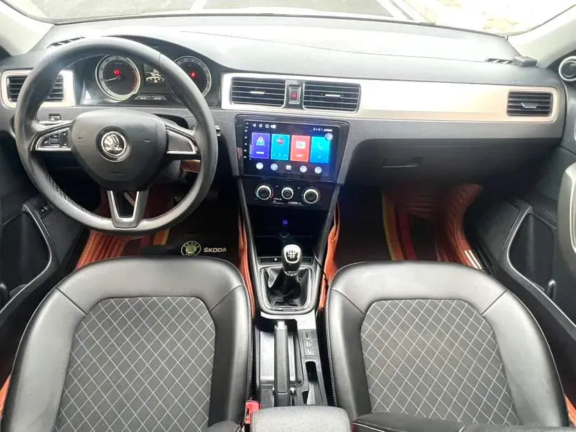 2019 SWM G01 1.5T 156HP L4 6MT,autocango,china used car exporter,china ev exporter,chinese used car exporter,chinese used ev exporter