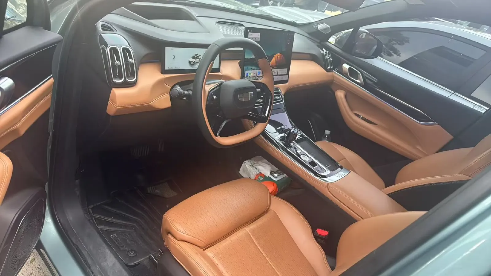 2025 Geely StarRay 1.5T 181HP L4 7DCT,autocango,china used car exporter,china ev exporter,chinese used car exporter,chinese used ev exporter