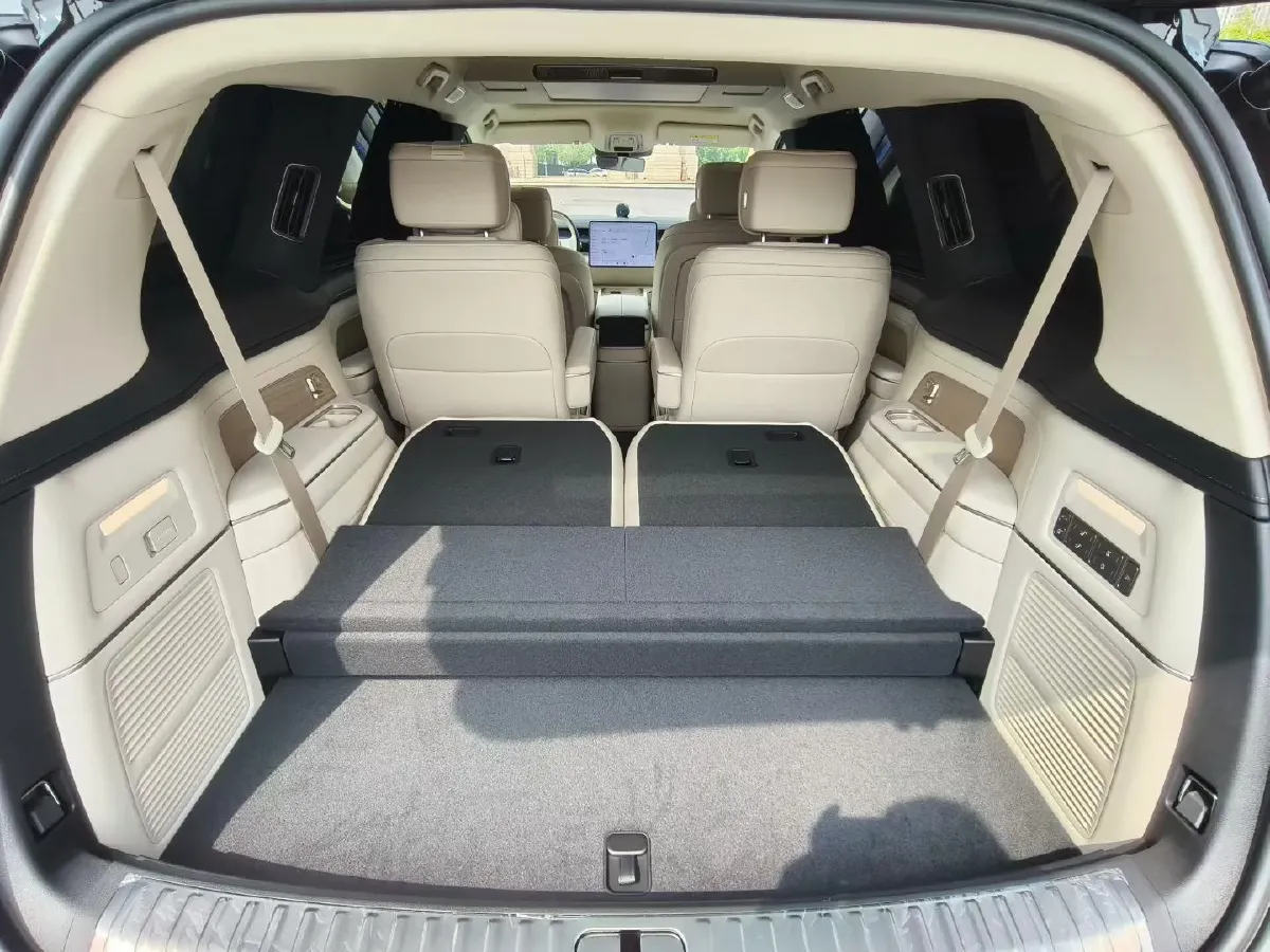 2026 NIO ES8 BEV,autocango,china used car exporter,china ev exporter,chinese used car exporter,chinese used ev exporter