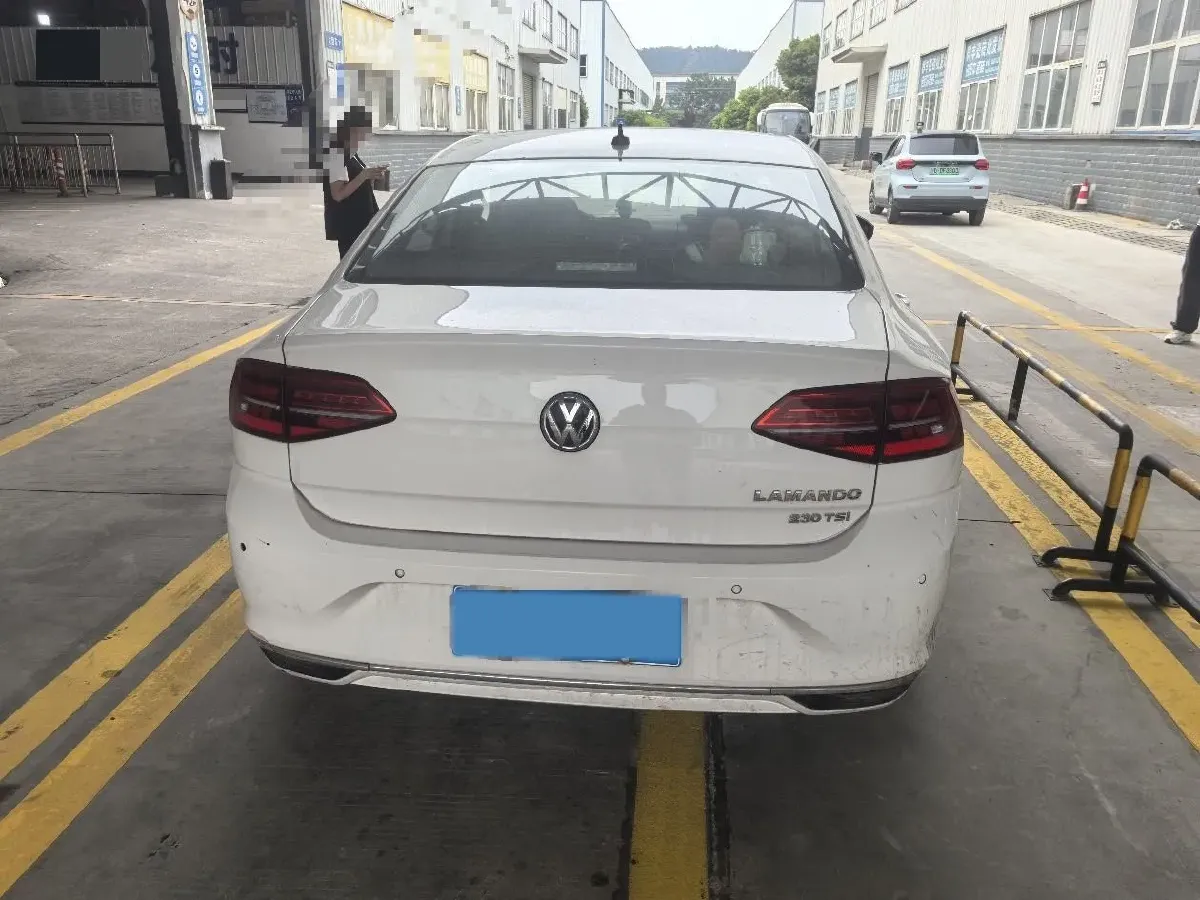 2019 Volkswagen T-Cross 1.4T 150HP L4 7DCT,autocango,china used car exporter,china ev exporter,chinese used car exporter,chinese used ev exporter