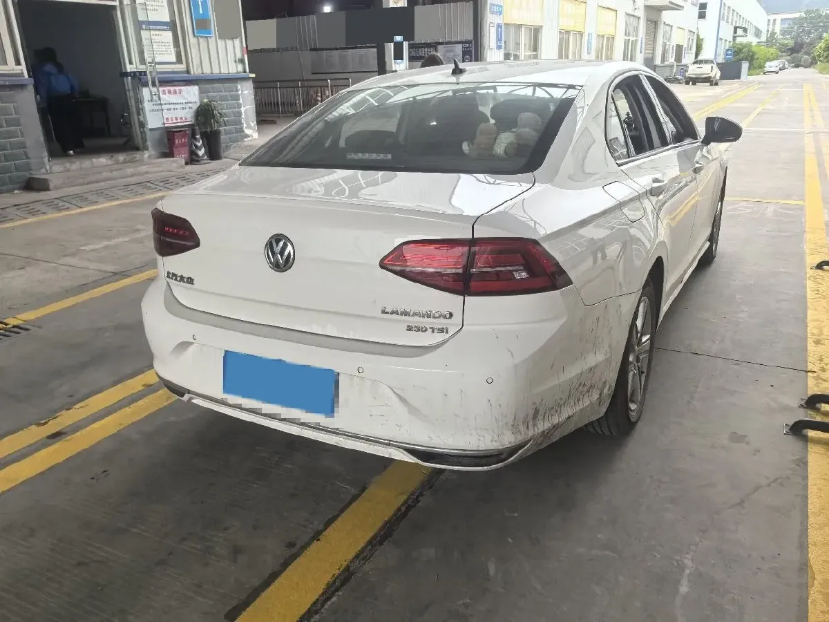 2019 Volkswagen T-Cross 1.4T 150HP L4 7DCT,autocango,china used car exporter,china ev exporter,chinese used car exporter,chinese used ev exporter