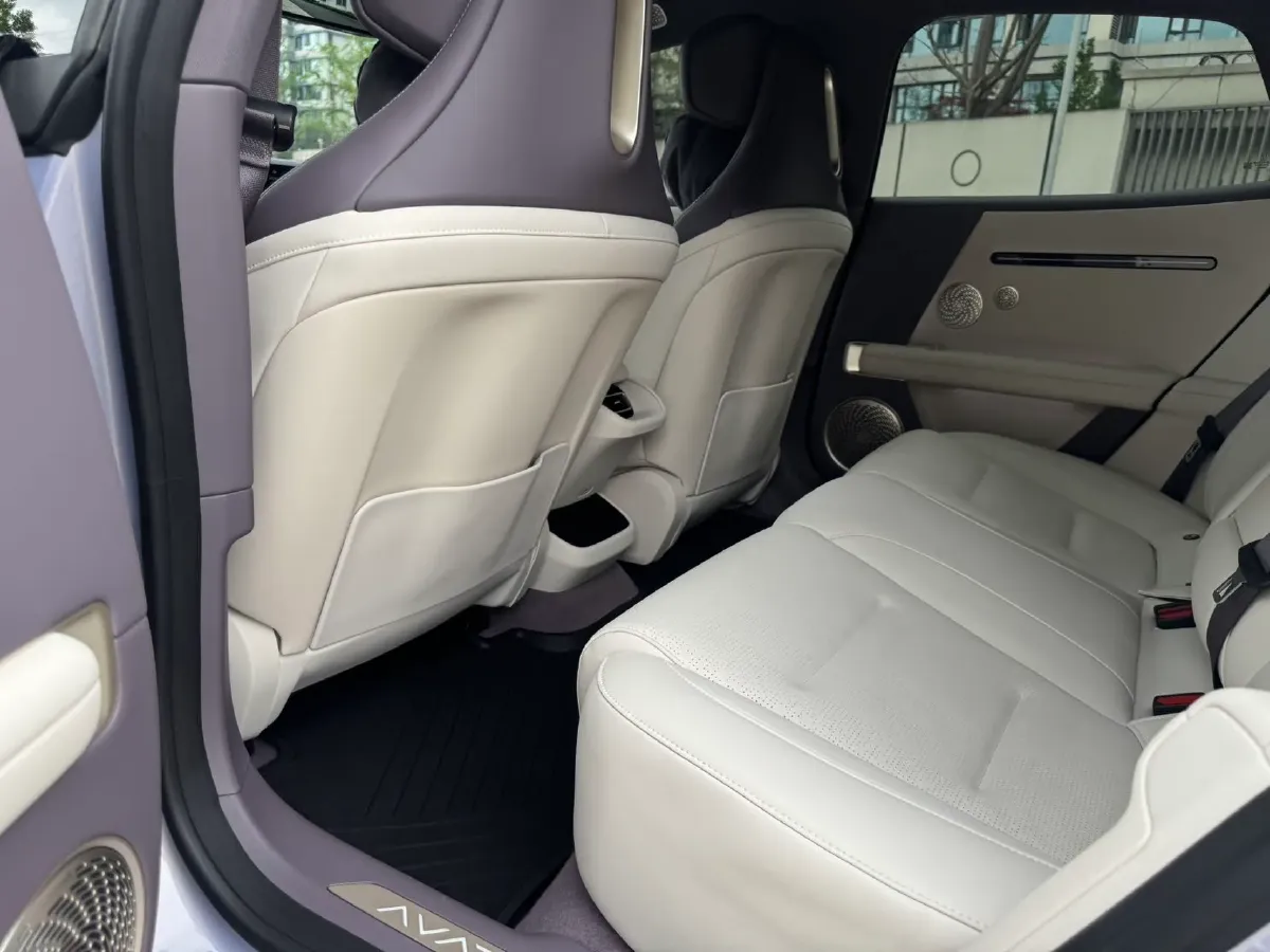 2025 Avatr 06 REEV 156HP REEV,autocango,china used car exporter,china ev exporter,chinese used car exporter,chinese used ev exporter