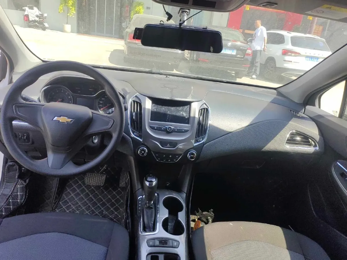 2018 Chevrolet Cruze 1.5L 114HP L4 6AT,autocango,china used car exporter,china ev exporter,chinese used car exporter,chinese used ev exporter