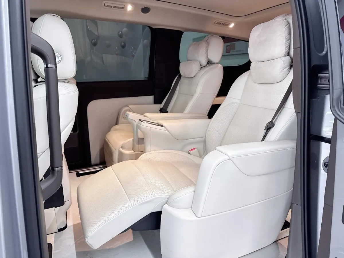 2024 Li MEGA BEV 102.7KWH,autocango,china used car exporter,china ev exporter,chinese used car exporter,chinese used ev exporter