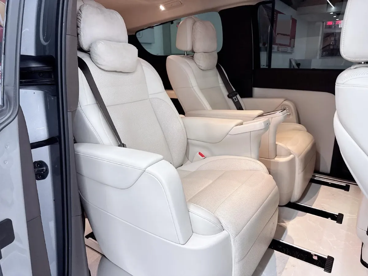 2024 Li MEGA BEV 102.7KWH,autocango,china used car exporter,china ev exporter,chinese used car exporter,chinese used ev exporter