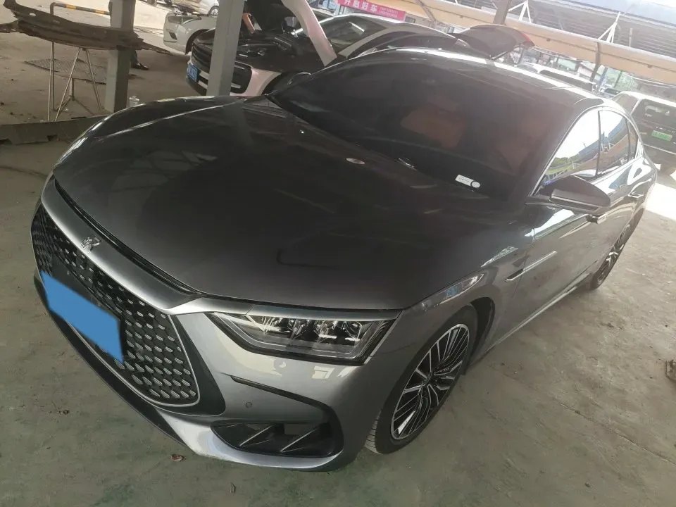 2022 Volkswagen Tiguan L 2.0T 186HP L4 7DCT,autocango,china used car exporter,china ev exporter,chinese used car exporter,chinese used ev exporter