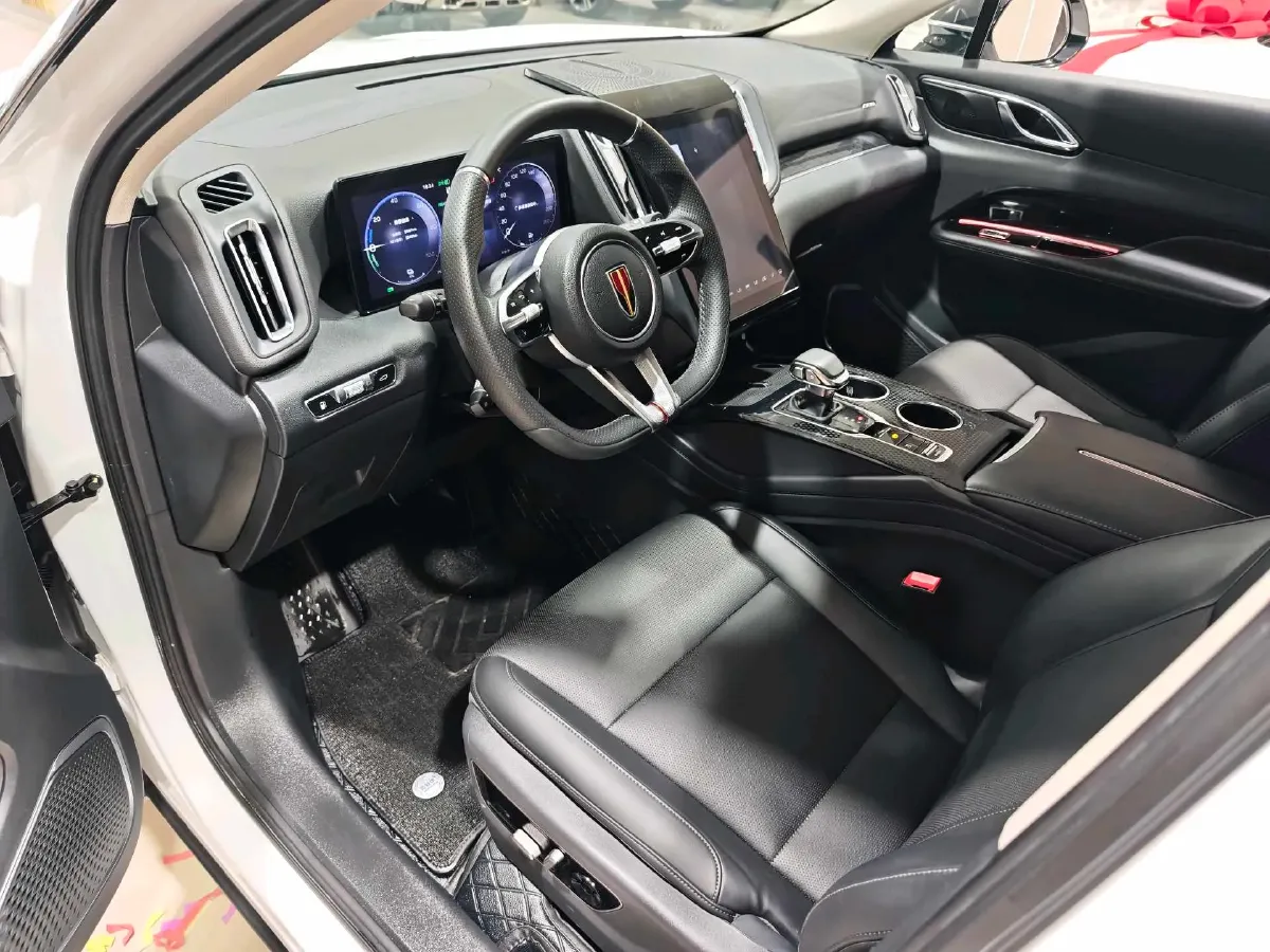 2025 HongQi HS3 1.5T 150HP L4 1DHT PHEV,autocango,china used car exporter,china ev exporter,chinese used car exporter,chinese used ev exporter