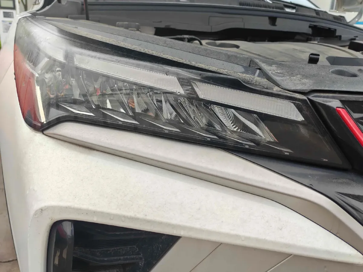 2022 Geely Coolray 1.5T 181HP L4 7DCT,autocango,china used car exporter,china ev exporter,chinese used car exporter,chinese used ev exporter