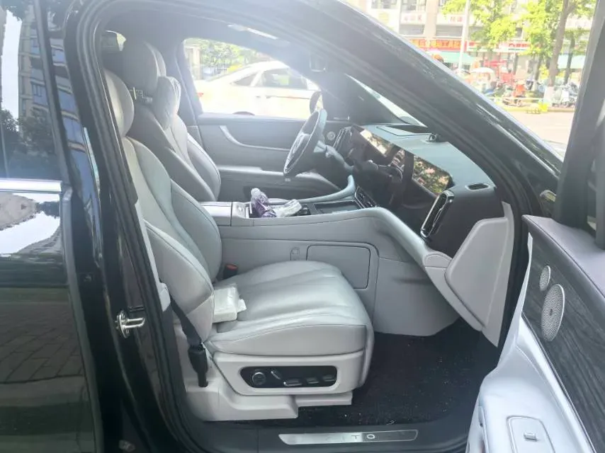 2024 AITO AITO M9 BEV 100KWH,autocango,china used car exporter,china ev exporter,chinese used car exporter,chinese used ev exporter