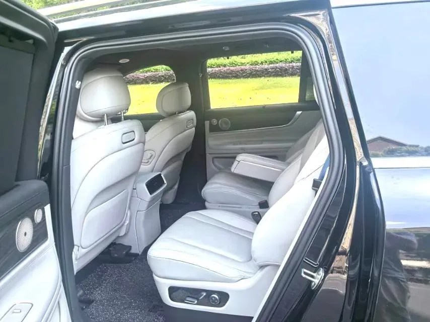 2024 AITO AITO M9 BEV 100KWH,autocango,china used car exporter,china ev exporter,chinese used car exporter,chinese used ev exporter