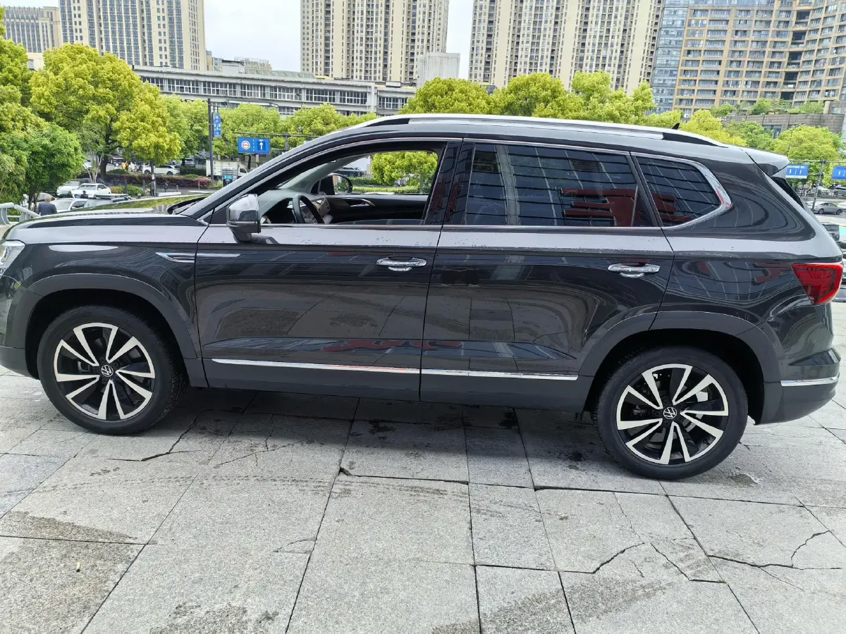 2021 Volkswagen Tharu 2.0T 186HP L4 7DCT,autocango,china used car exporter,china ev exporter,chinese used car exporter,chinese used ev exporter