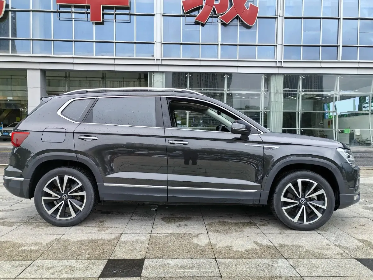 2021 Volkswagen Tharu 2.0T 186HP L4 7DCT,autocango,china used car exporter,china ev exporter,chinese used car exporter,chinese used ev exporter