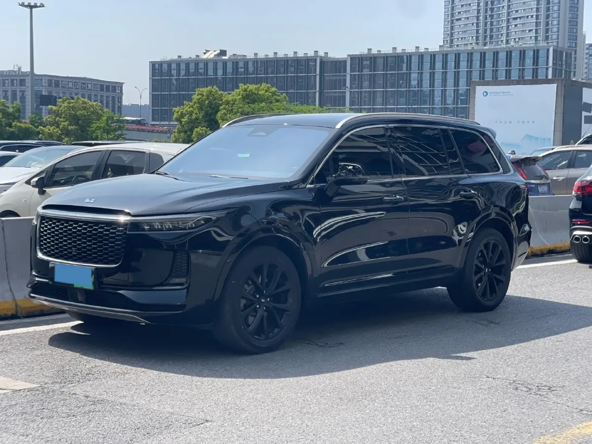 2021 Li ONE Range Extended 131HP REEV 40.5KWH,autocango,china used car exporter,china ev exporter,chinese used car exporter,chinese used ev exporter