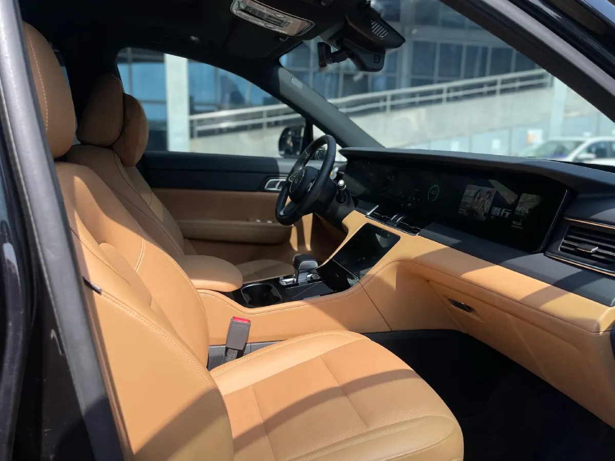 2021 Li ONE Range Extended 131HP REEV 40.5KWH,autocango,china used car exporter,china ev exporter,chinese used car exporter,chinese used ev exporter