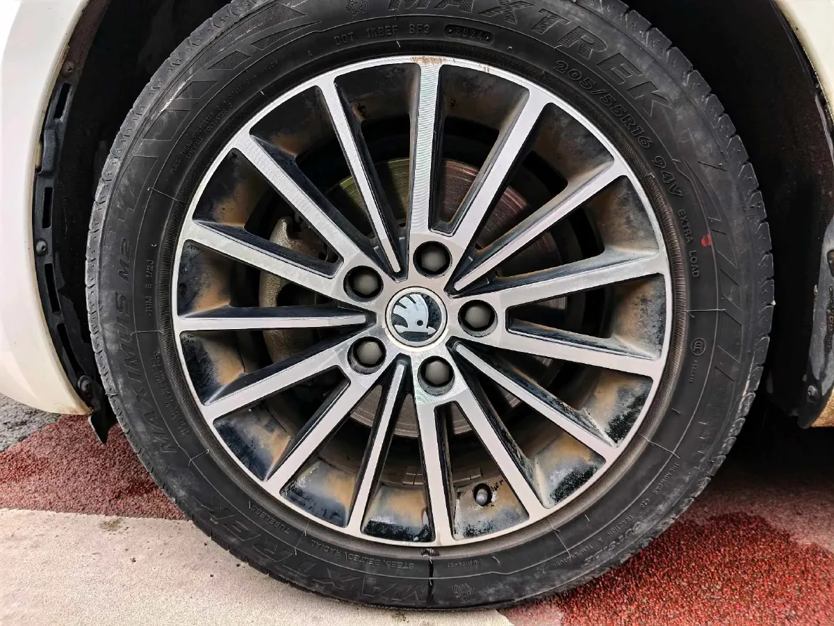 2019 Skoda Octavia 1.5L 116HP L4 6AT,autocango,china used car exporter,china ev exporter,chinese used car exporter,chinese used ev exporter