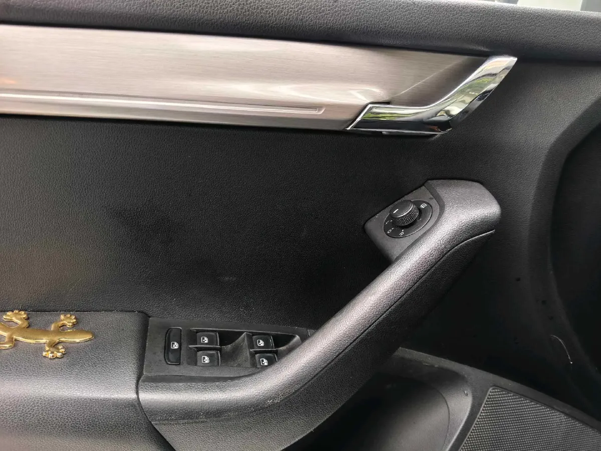 2019 Skoda Octavia 1.5L 116HP L4 6AT,autocango,china used car exporter,china ev exporter,chinese used car exporter,chinese used ev exporter