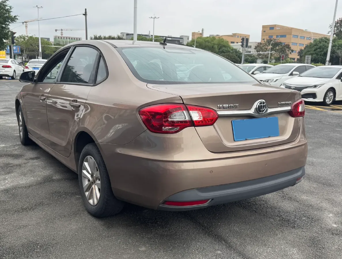 2017 Brilliance Auto H530 1.6L 118HP L4 5AT,autocango,china used car exporter,china ev exporter,chinese used car exporter,chinese used ev exporter