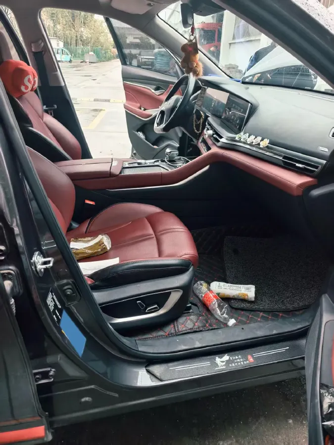 2020 ChangAn CS75 Plus 2.0T 233HP L4 8AT,autocango,china used car exporter,china ev exporter,chinese used car exporter,chinese used ev exporter