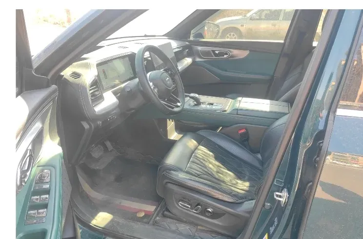 2022 GAC Trumpchi GS8 2.0T 190HP L4 E-CVT Hybrid,autocango,china used car exporter,china ev exporter,chinese used car exporter,chinese used ev exporter