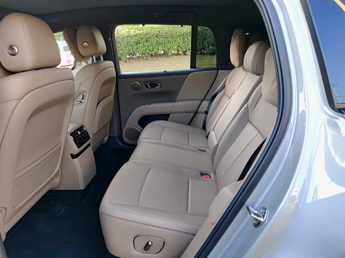 2025 Li i6 BEV,autocango,china used car exporter,china ev exporter,chinese used car exporter,chinese used ev exporter