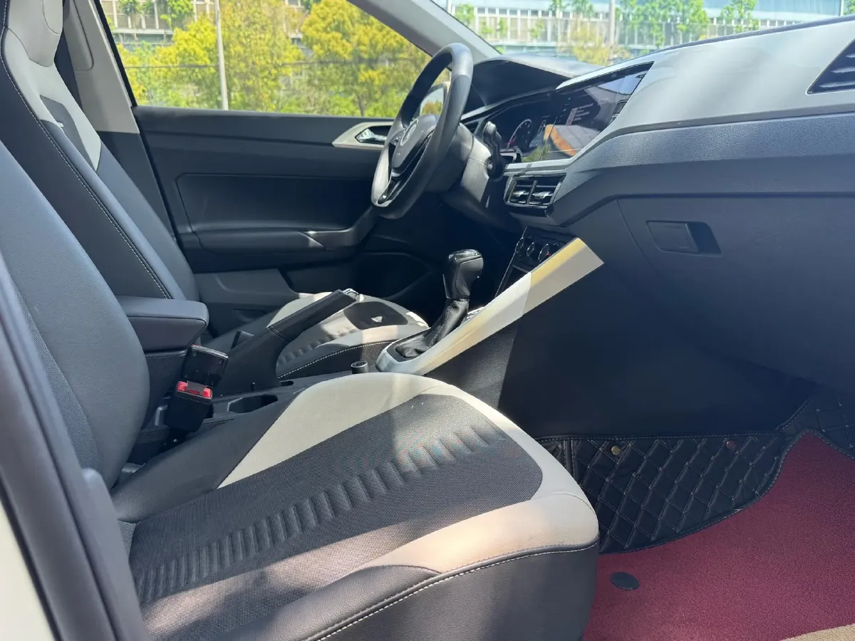 2021 Haval H6 1.5T 169HP L4 7DCT,autocango,china used car exporter,china ev exporter,chinese used car exporter,chinese used ev exporter