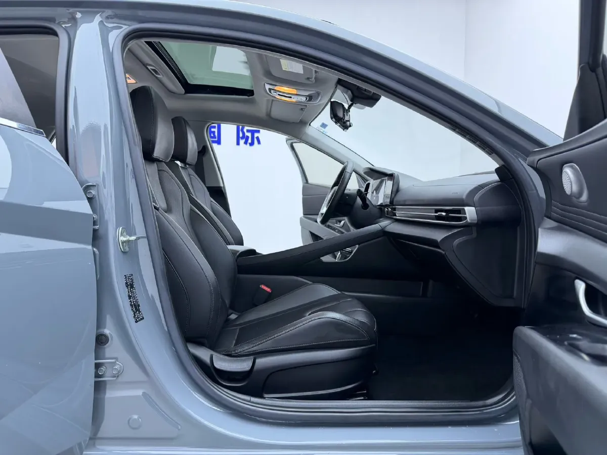 2021 Hyundai Elantra 1.5L 115HP L4 CVT,autocango,china used car exporter,china ev exporter,chinese used car exporter,chinese used ev exporter