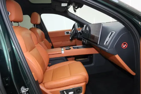 2023 Li L8 Range Extended 154HP REEV 40.9KWH,autocango,china used car exporter,china ev exporter,chinese used car exporter,chinese used ev exporter