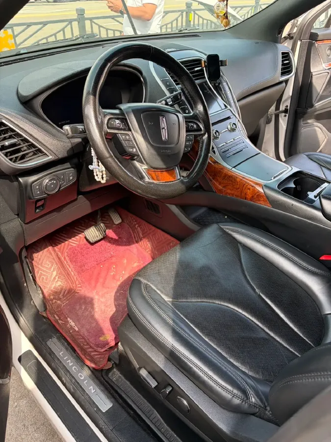 2019 Lincoln Nautilus 2.0T 235HP L4 8AT,autocango,china used car exporter,china ev exporter,chinese used car exporter,chinese used ev exporter