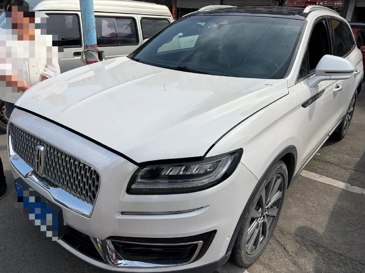2019 Lincoln Nautilus 2.0T 235HP L4 8AT,autocango,china used car exporter,china ev exporter,chinese used car exporter,chinese used ev exporter