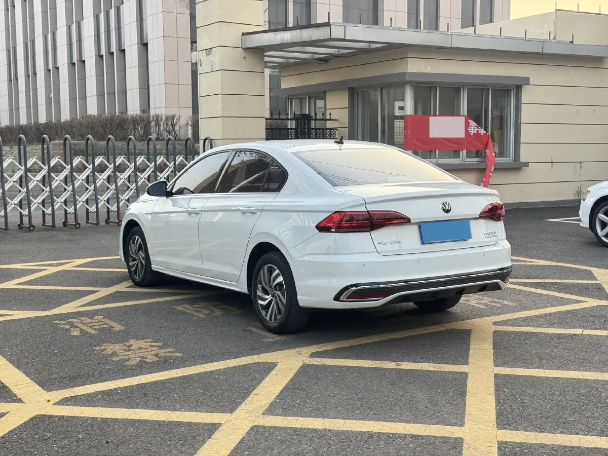 2023 Volkswagen Bora 1.2T 116HP L4 7DCT,autocango,china used car exporter,china ev exporter,chinese used car exporter,chinese used ev exporter