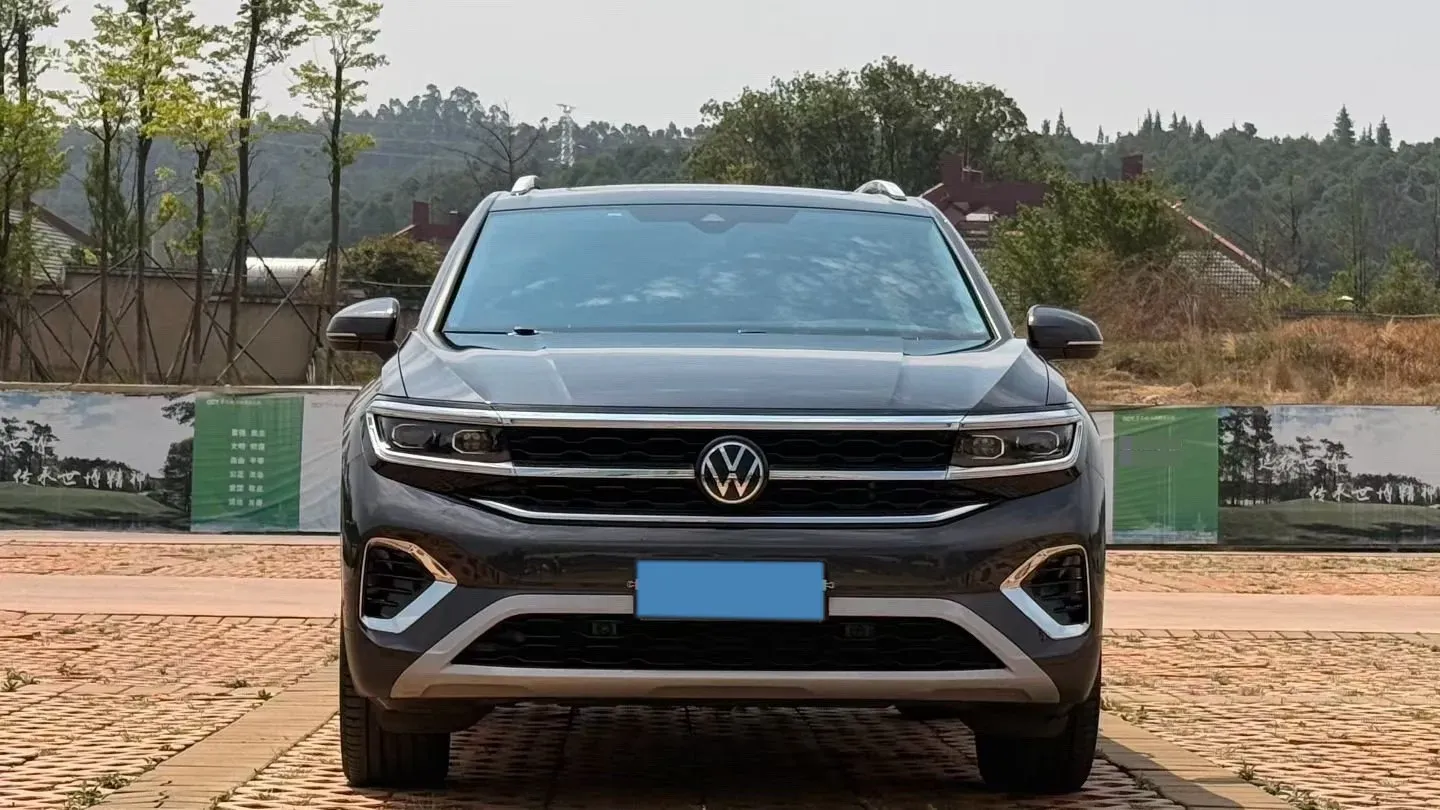 2022 Volkswagen Talagon 2.0T 220HP L4 7DCT,autocango,china used car exporter,china ev exporter,chinese used car exporter,chinese used ev exporter