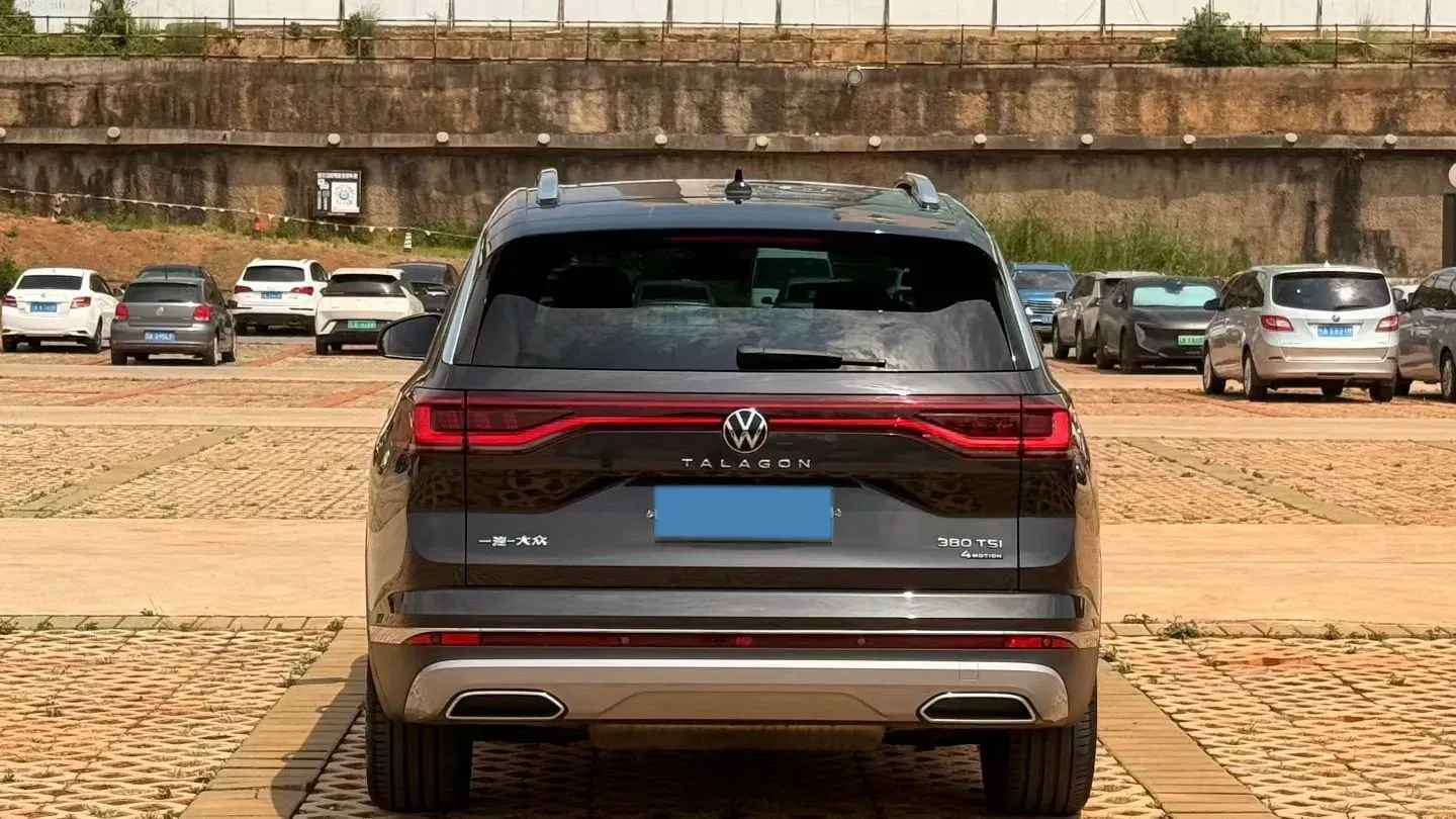 2022 Volkswagen Talagon 2.0T 220HP L4 7DCT,autocango,china used car exporter,china ev exporter,chinese used car exporter,chinese used ev exporter