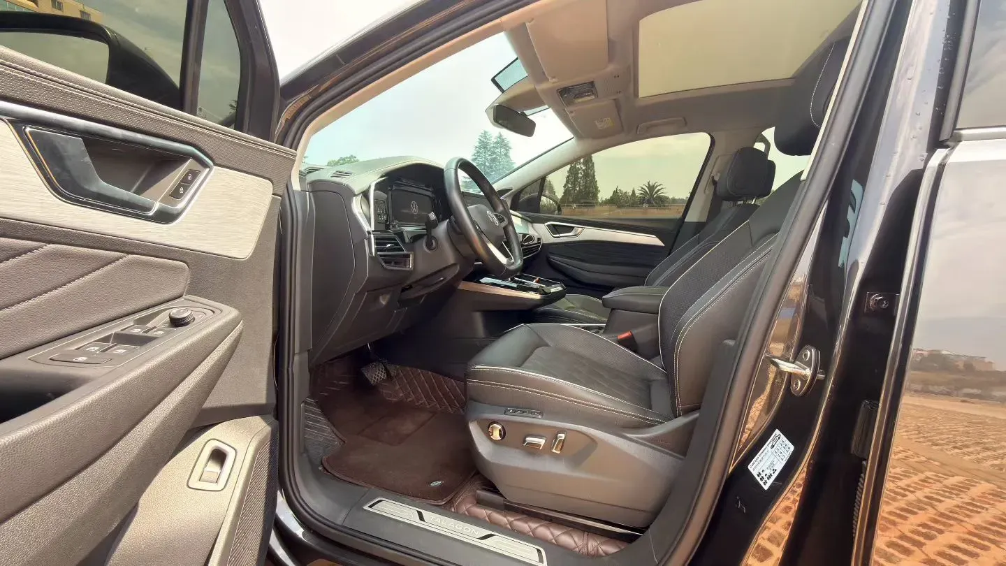 2022 Volkswagen Talagon 2.0T 220HP L4 7DCT,autocango,china used car exporter,china ev exporter,chinese used car exporter,chinese used ev exporter