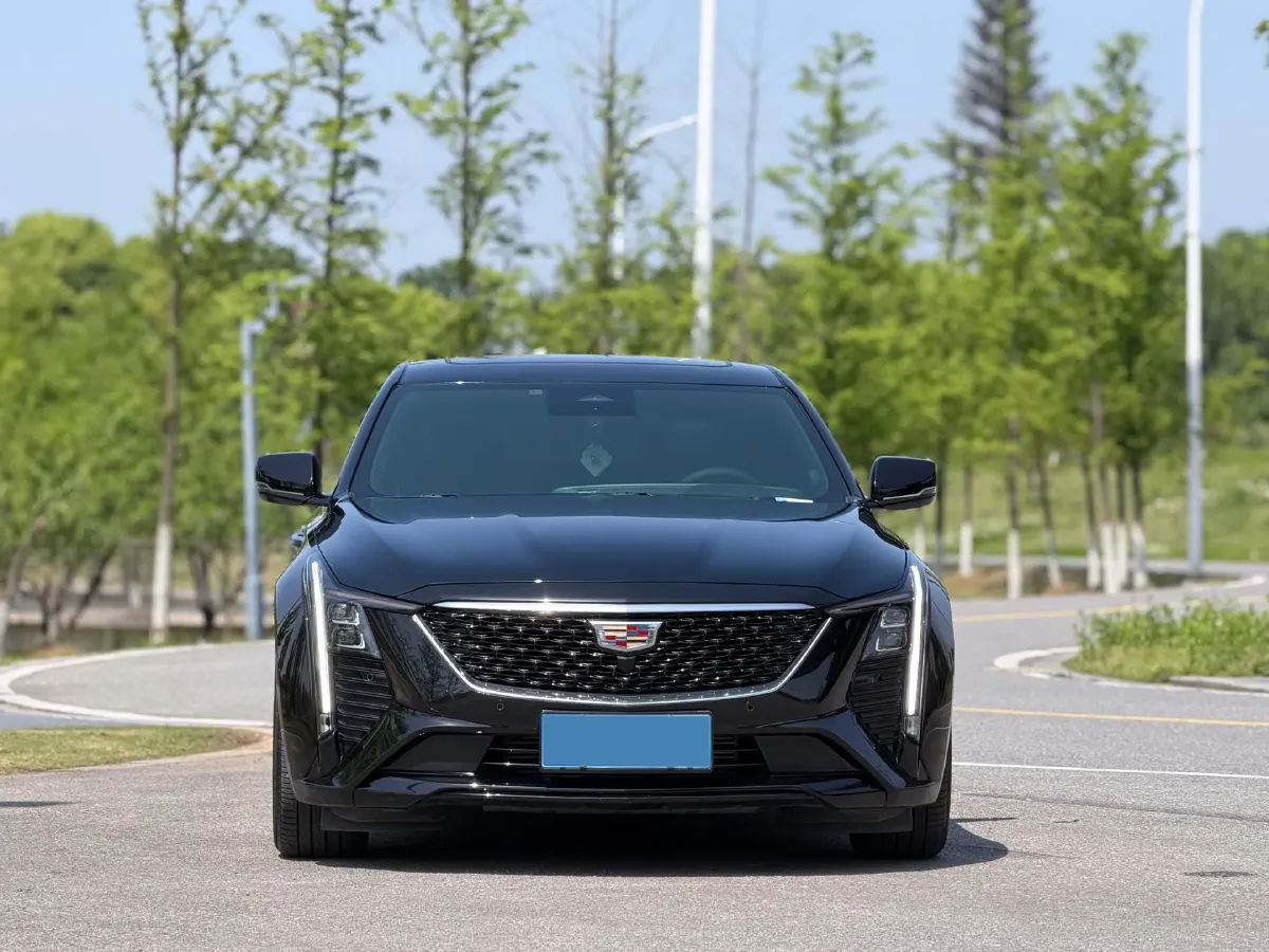 2024 Cadillac CT5 2.0T 237HP L4 10AT,autocango,china used car exporter,china ev exporter,chinese used car exporter,chinese used ev exporter