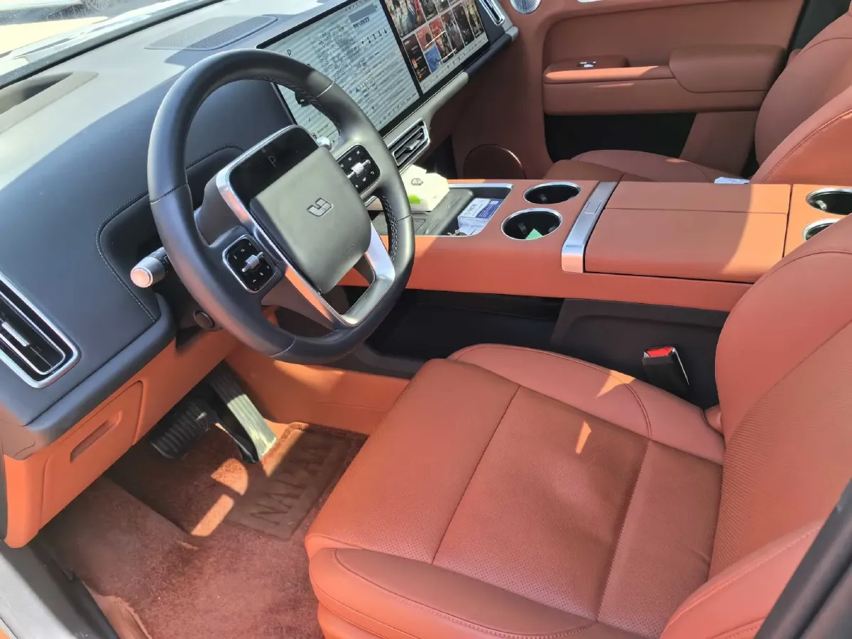 2024 Land Rover Range Rover Evoque 1.5T 200HP L3 8AT PHEV 15.5KWH,autocango,china used car exporter,china ev exporter,chinese used car exporter,chinese used ev exporter