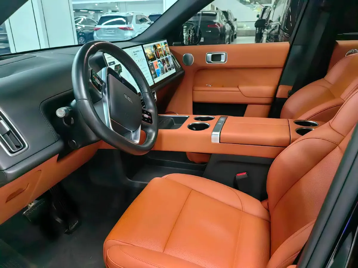 2024 Land Rover Range Rover Evoque 1.5T 200HP L3 8AT PHEV 15.5KWH,autocango,china used car exporter,china ev exporter,chinese used car exporter,chinese used ev exporter