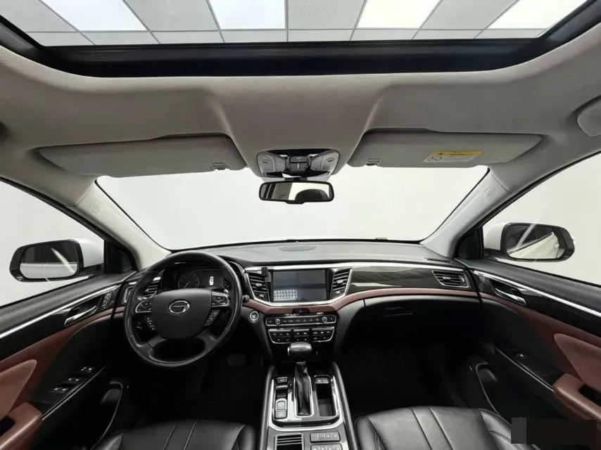 2017 GAC Trumpchi GS8 2.0T 201HP L4 6AT,autocango,china used car exporter,china ev exporter,chinese used car exporter,chinese used ev exporter