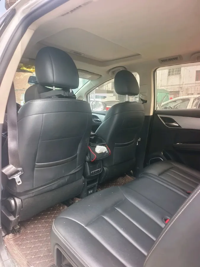 2021 BYD Song MAX 1.5T 160HP L4 6MT,autocango,china used car exporter,china ev exporter,chinese used car exporter,chinese used ev exporter