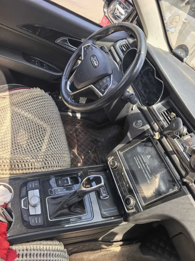 2017 Zotye Z560 1.5T 150HP L4 CVT,autocango,china used car exporter,china ev exporter,chinese used car exporter,chinese used ev exporter