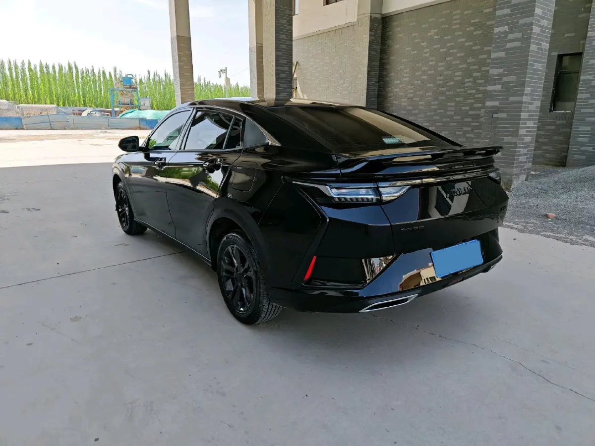 2024 DongFeng Aeolus YiXuan 1.5L 125HP L4 6DCT,autocango,china used car exporter,china ev exporter,chinese used car exporter,chinese used ev exporter