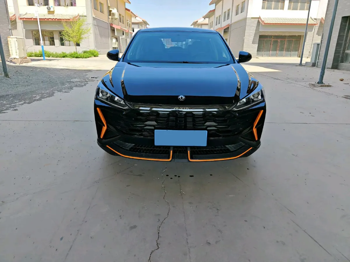 2024 DongFeng Aeolus YiXuan 1.5L 125HP L4 6DCT,autocango,china used car exporter,china ev exporter,chinese used car exporter,chinese used ev exporter
