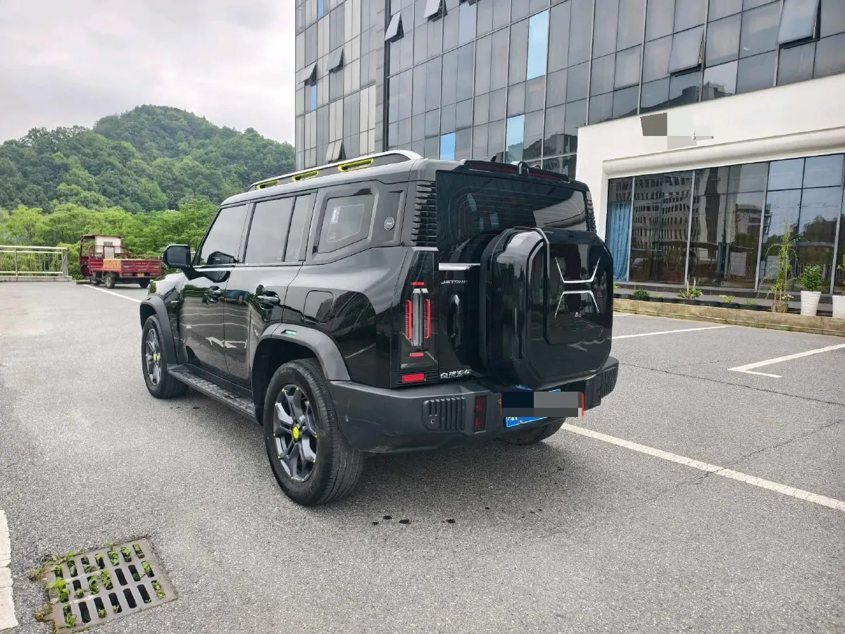 2023 Jetour Traveller 2.0T 254HP L4 7DCT,autocango,china used car exporter,china ev exporter,chinese used car exporter,chinese used ev exporter