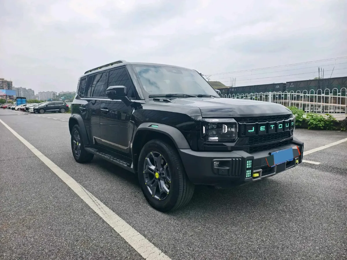 2023 Jetour Traveller 2.0T 254HP L4 7DCT,autocango,china used car exporter,china ev exporter,chinese used car exporter,chinese used ev exporter