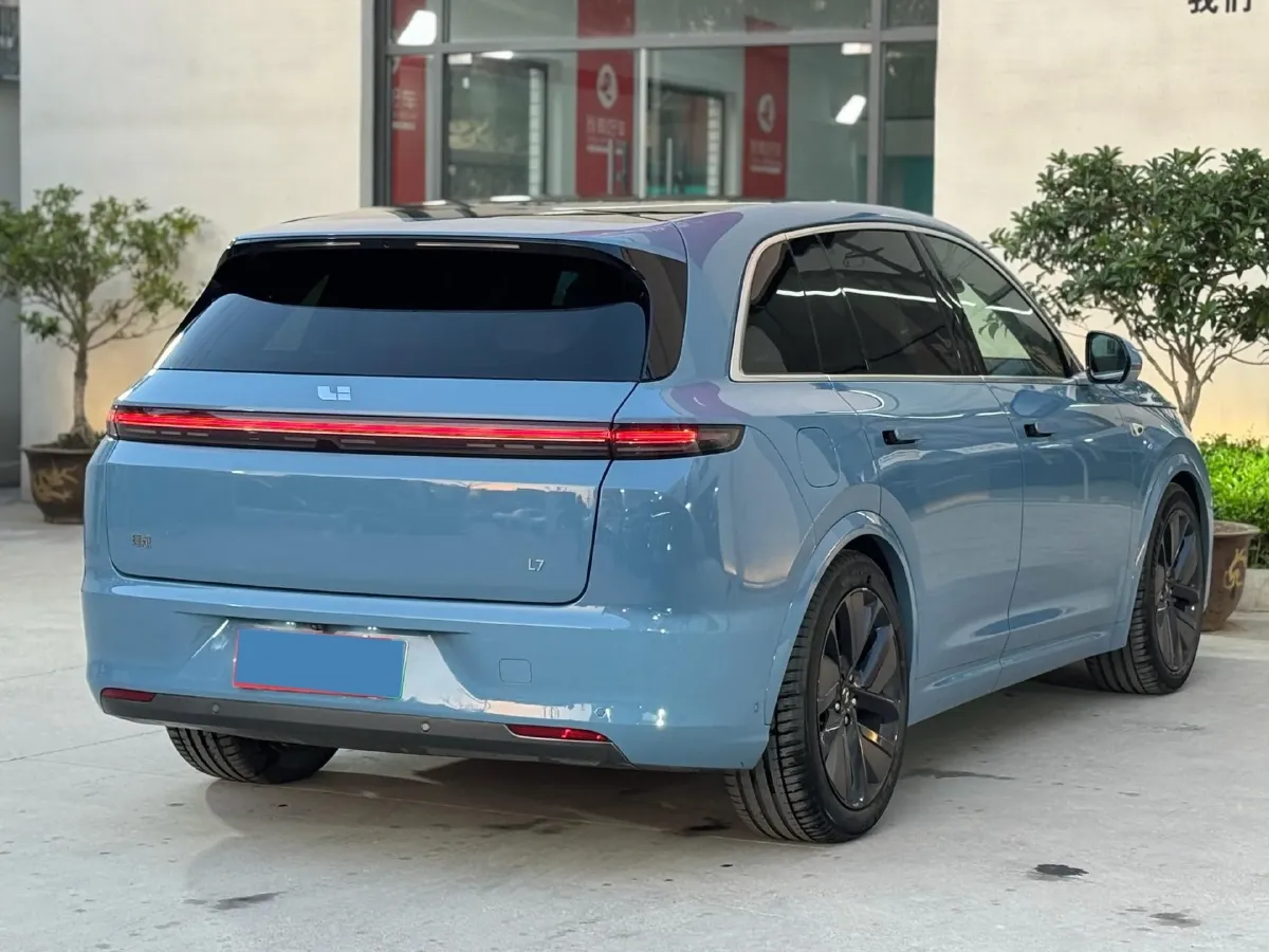 2023 Li L7 Range Extended 154HP REEV 40.9KWH,autocango,china used car exporter,china ev exporter,chinese used car exporter,chinese used ev exporter